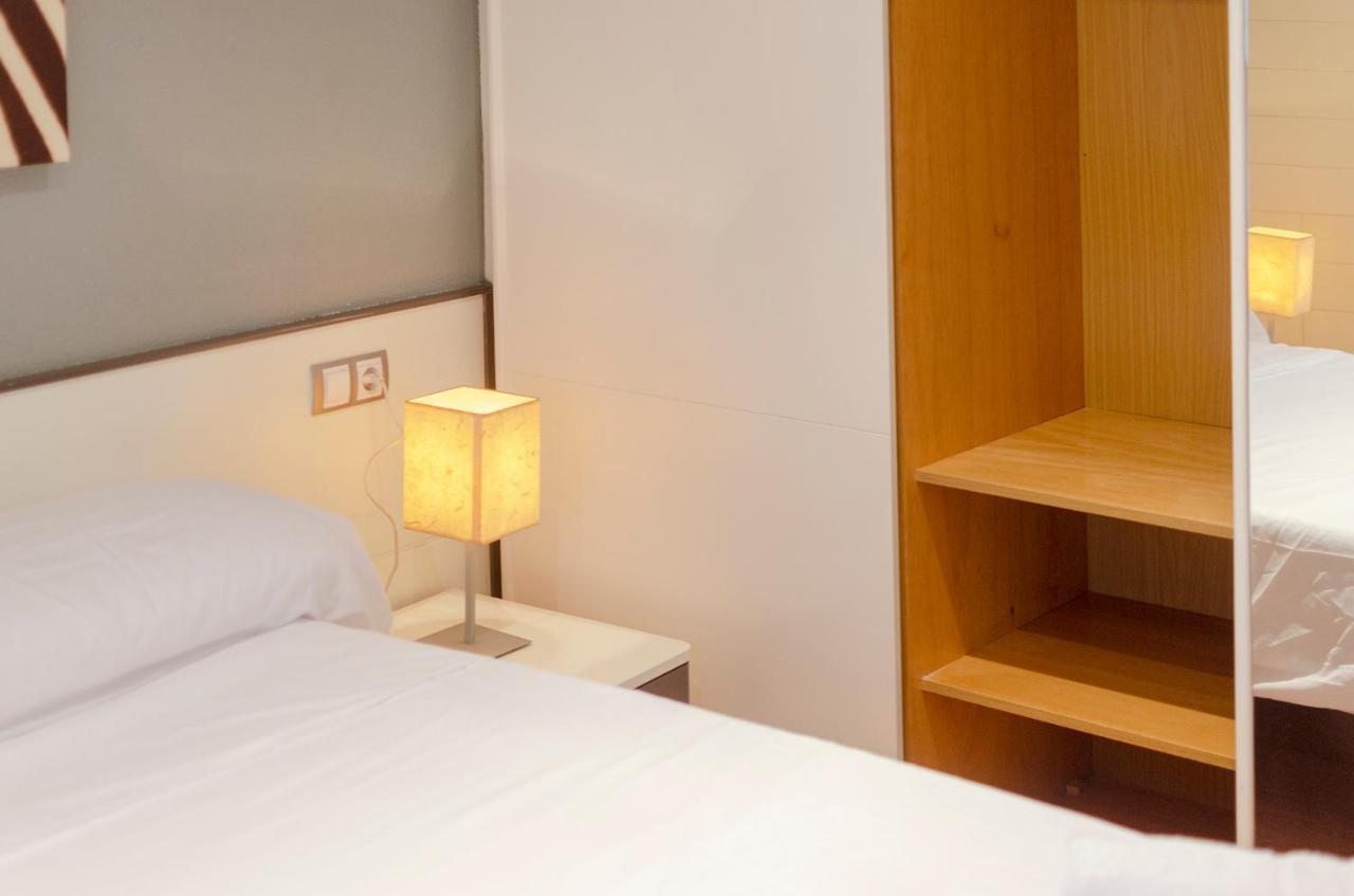 Santa Clara Apartments خيرونا المظهر الخارجي الصورة