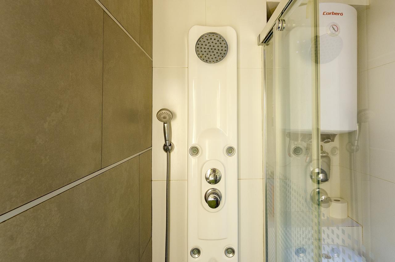 Santa Clara Apartments خيرونا المظهر الخارجي الصورة